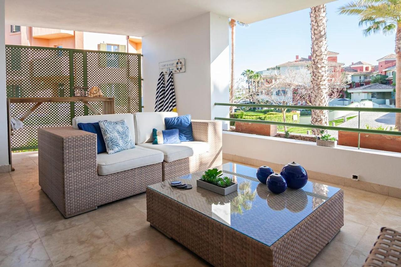 Polo Royale Waterfront Luxury Apt - 3 Terraces And Pool Sotogrande Zewnętrze zdjęcie