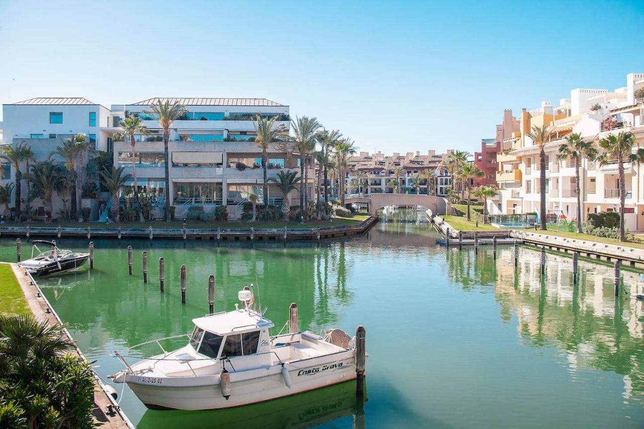 Polo Royale Waterfront Luxury Apt - 3 Terraces And Pool Sotogrande Zewnętrze zdjęcie