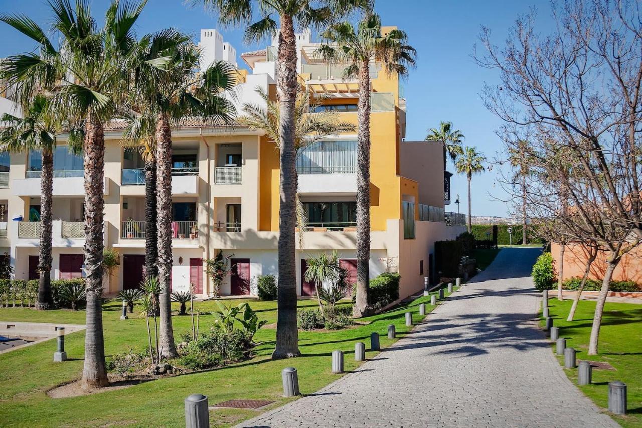 Polo Royale Waterfront Luxury Apt - 3 Terraces And Pool Sotogrande Zewnętrze zdjęcie